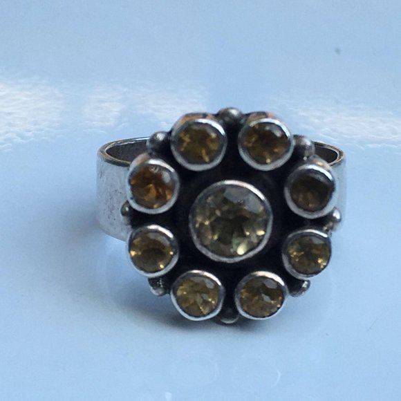 Sterling SIlver Yellow Citrine Birthstone Ring with 9 Gemstones, Size 6 1/4 - Picture 2 of 10